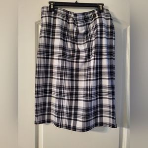 Black White plaid elastic waist pull on pencil skirt EUC
